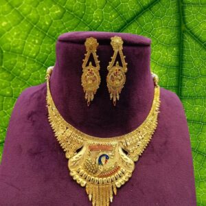 Royal Gold-Plated Temple Necklace Set with Antique Finish